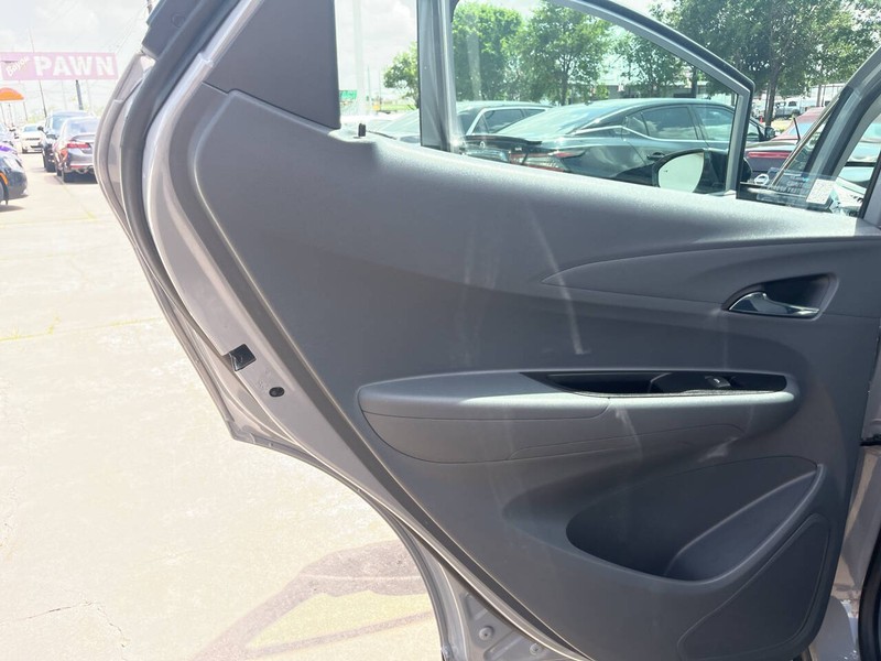 Chevrolet Bolt EV Vehicle Image 12