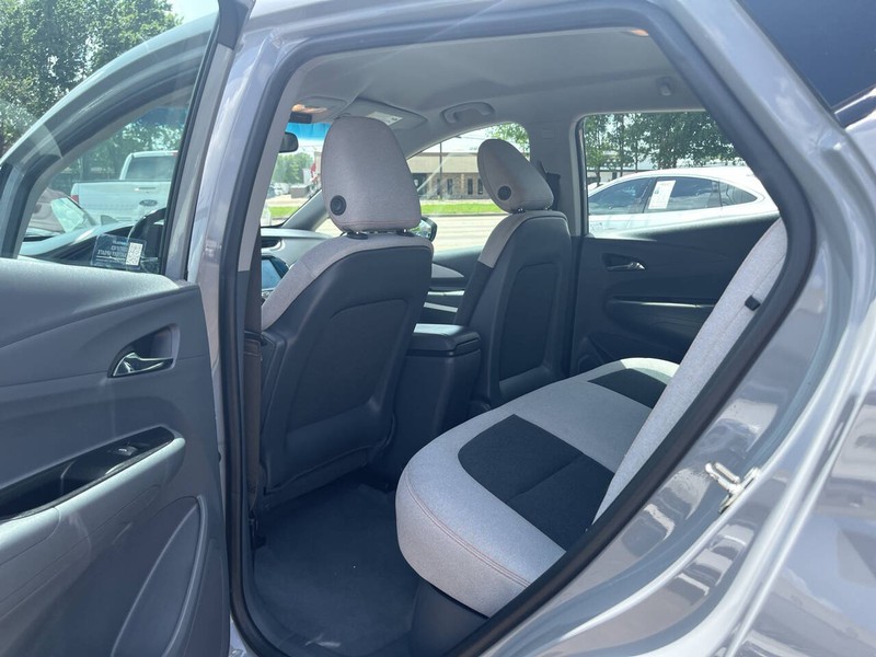 Chevrolet Bolt EV Vehicle Image 13
