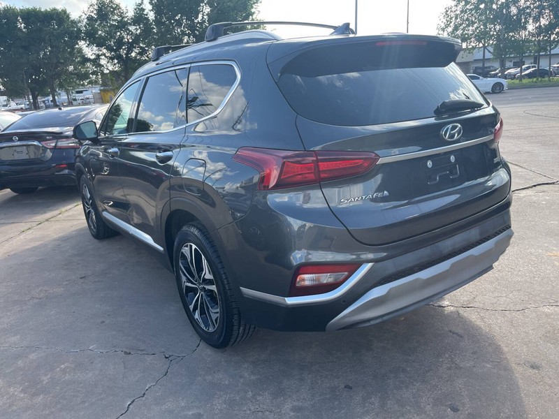 Hyundai Santa Fe Vehicle Image 05