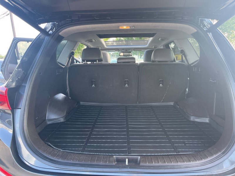 Hyundai Santa Fe Vehicle Image 19