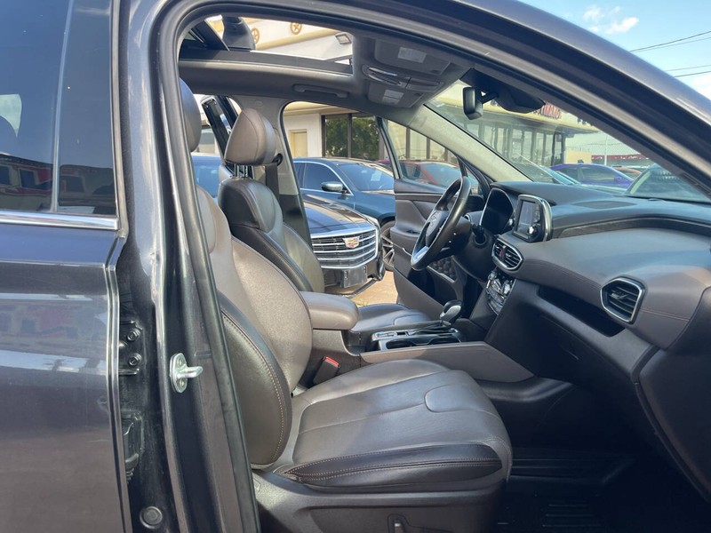 Hyundai Santa Fe Vehicle Image 22