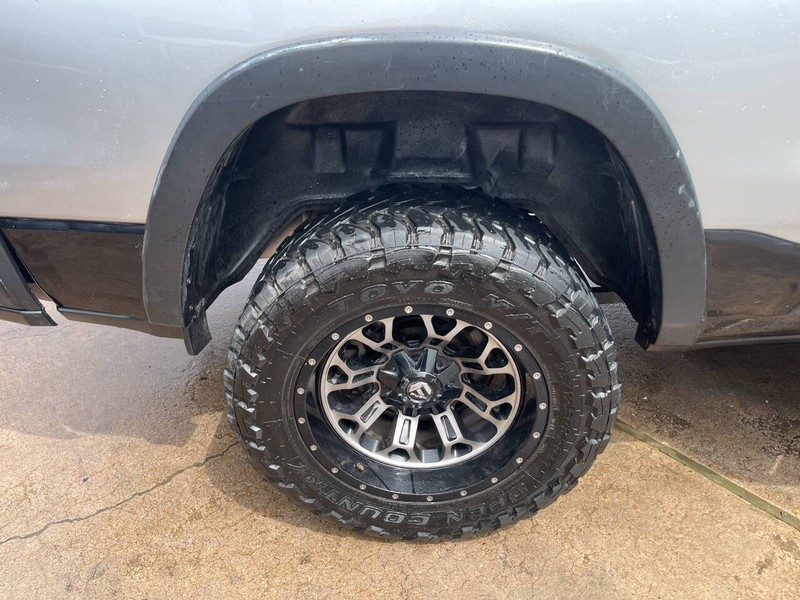 Ram 1500 Vehicle Image 26