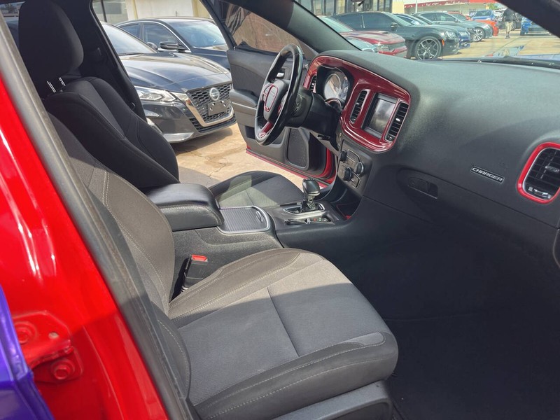 Dodge Charger Vehicle Image 17