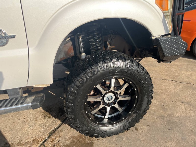 Ford Super Duty F-250 SRW Vehicle Image 26