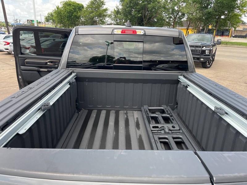 Ram 1500 Vehicle Image 25