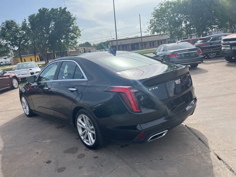 Cadillac CT4 Vehicle Image 05