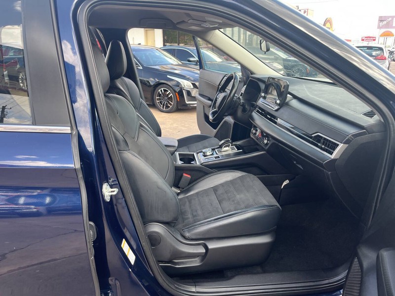 Mitsubishi Outlander Vehicle Image 28