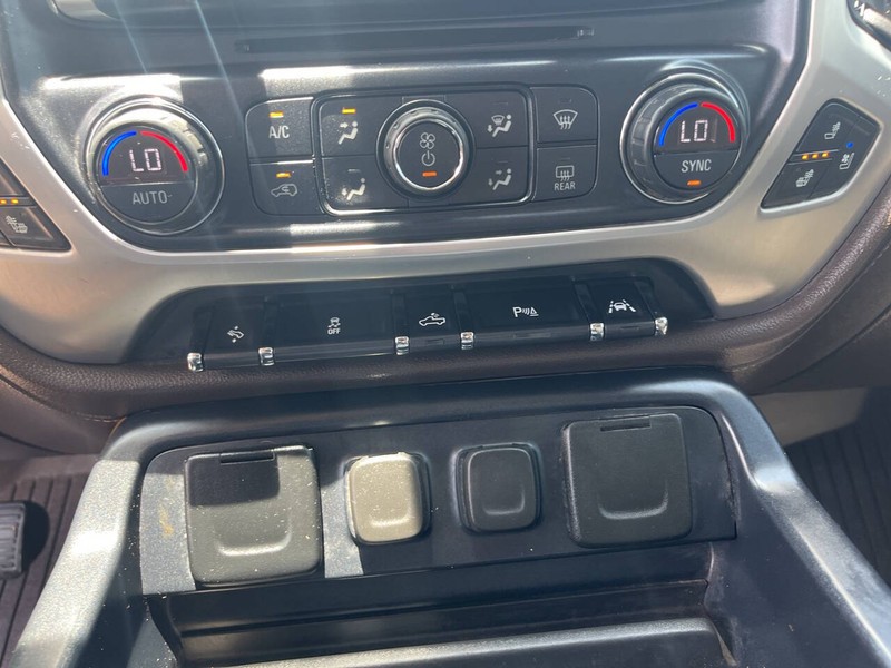 GMC Sierra 1500 Vehicle Image 15