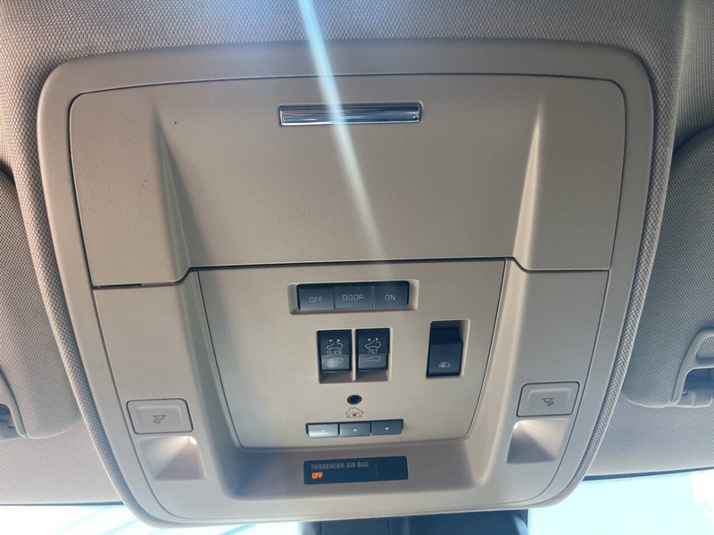 GMC Sierra 1500 Vehicle Image 16