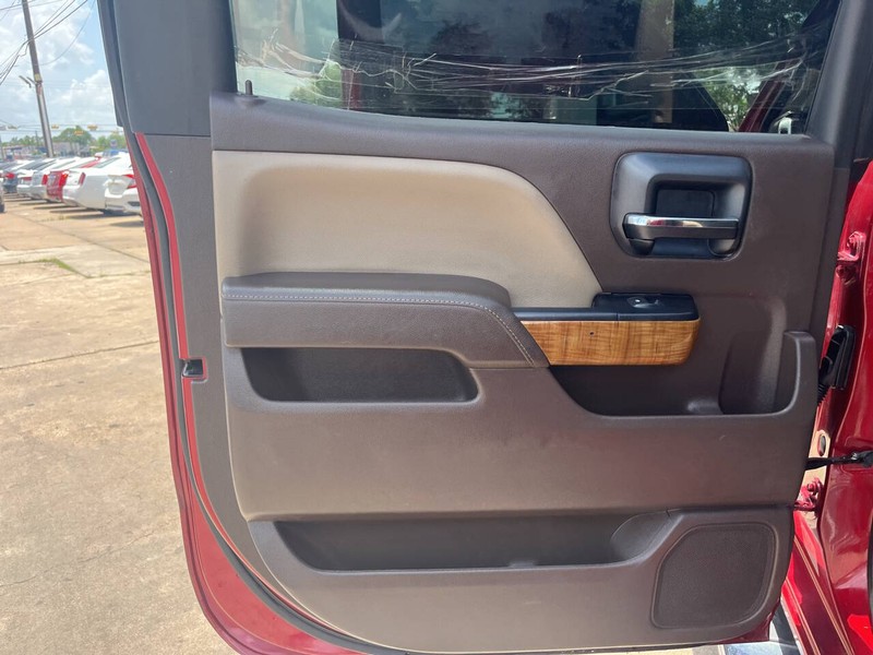 GMC Sierra 1500 Vehicle Image 17