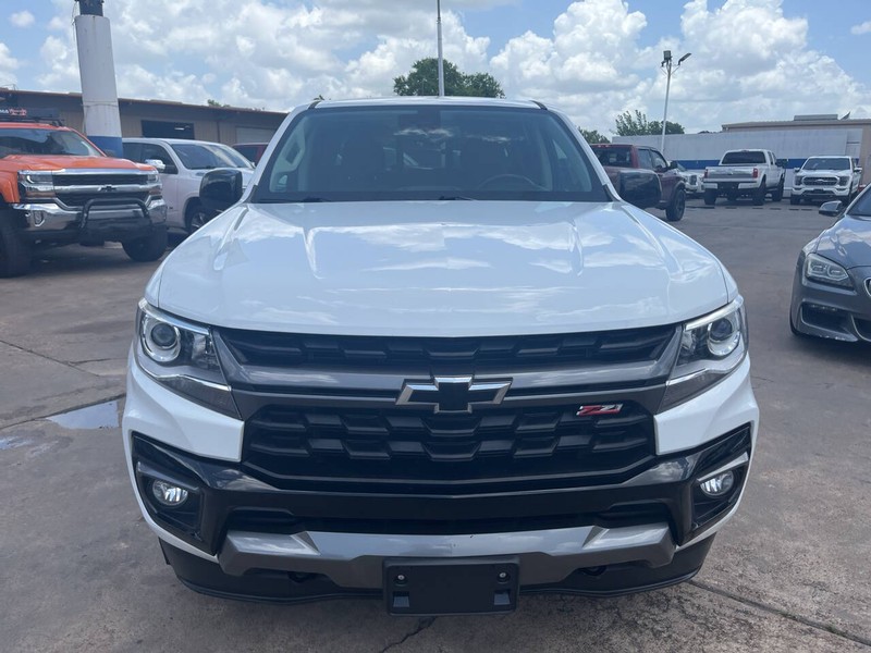 Chevrolet Colorado Vehicle Image 02