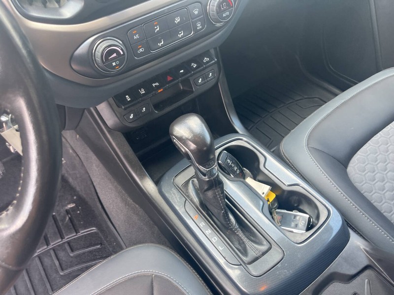 Chevrolet Colorado Vehicle Image 11