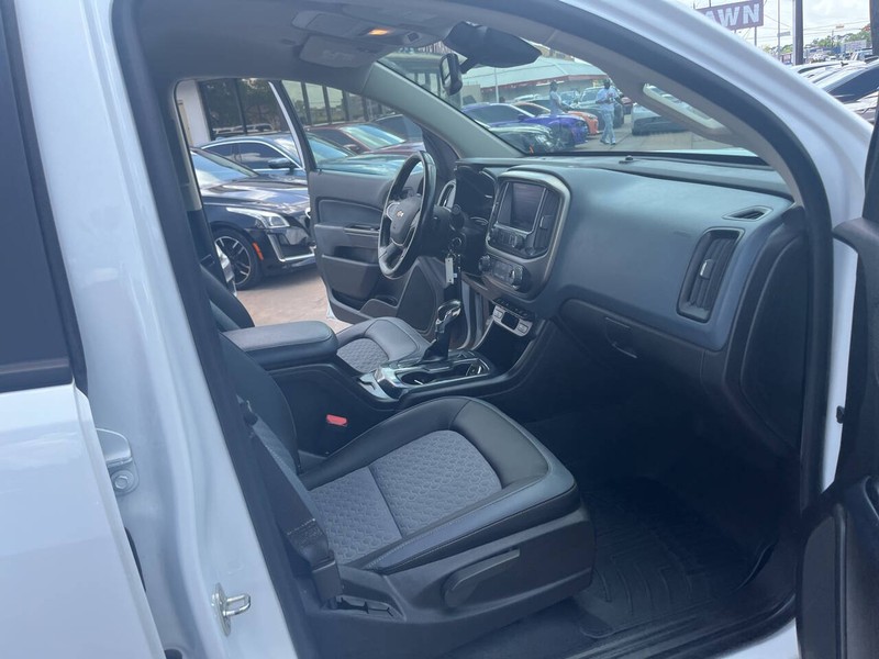 Chevrolet Colorado Vehicle Image 20