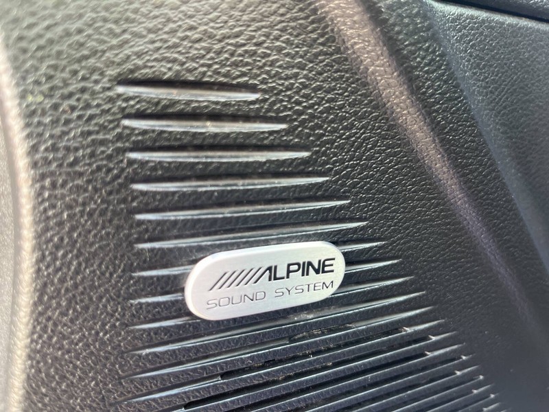 Dodge Challenger Vehicle Image 09