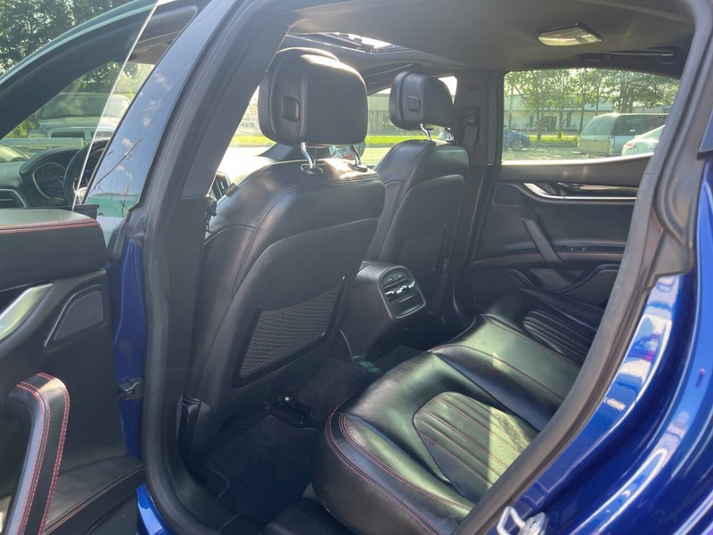 Maserati Ghibli Vehicle Image 14