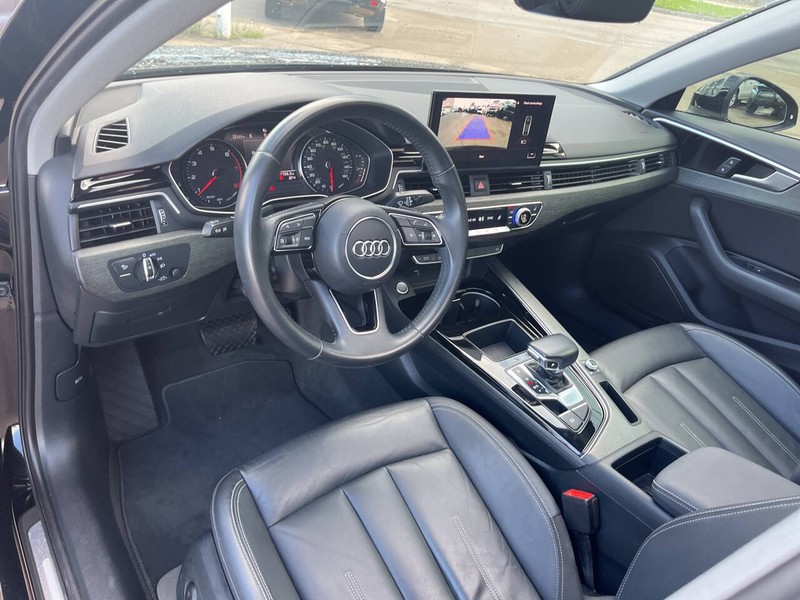 Audi A4 Vehicle Image 08