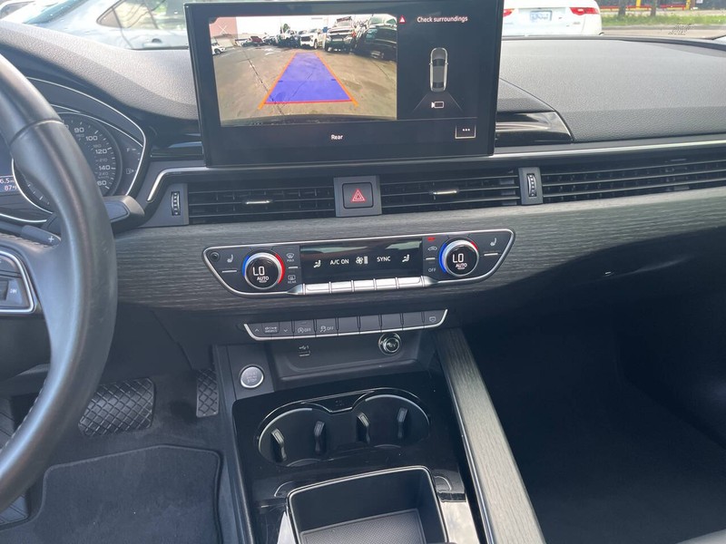 Audi A4 Vehicle Image 13