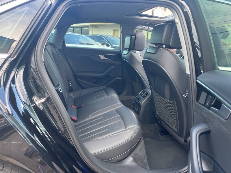 Audi A4 Vehicle Image 20