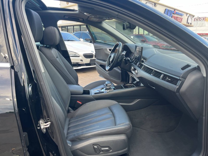 Audi A4 Vehicle Image 21