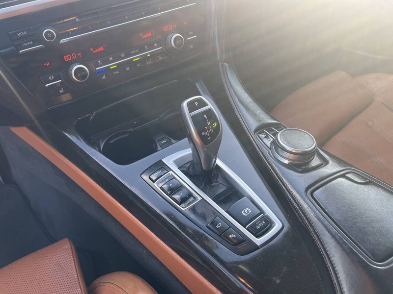BMW 6 Series Vehicle Image 12