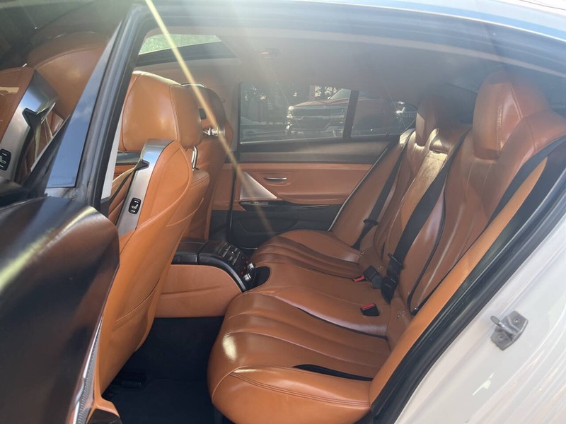 BMW 6 Series Vehicle Image 16