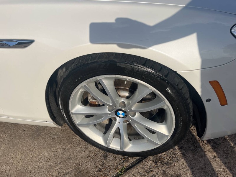 BMW 6 Series Vehicle Image 22
