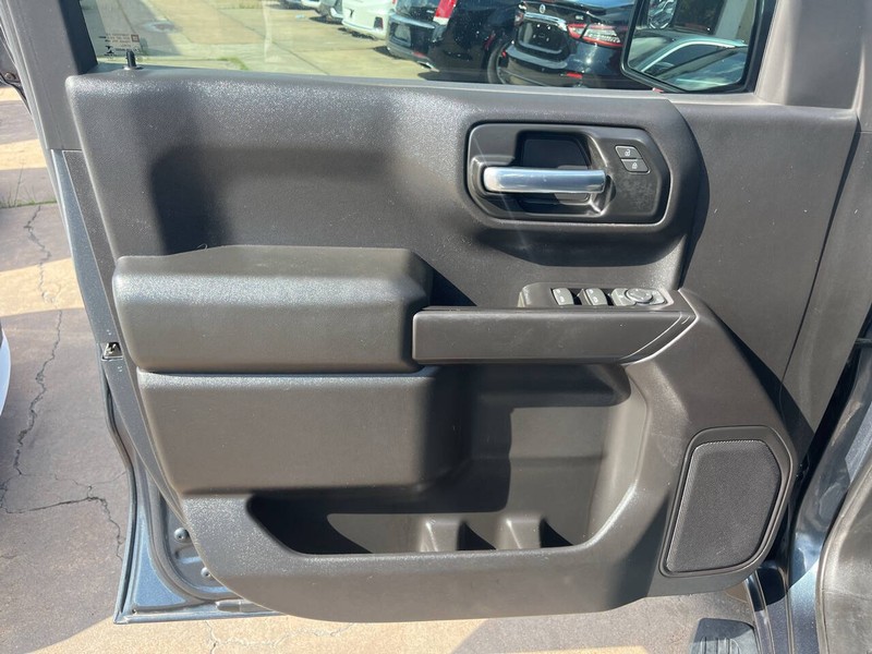 Chevrolet Silverado 1500 Vehicle Image 06