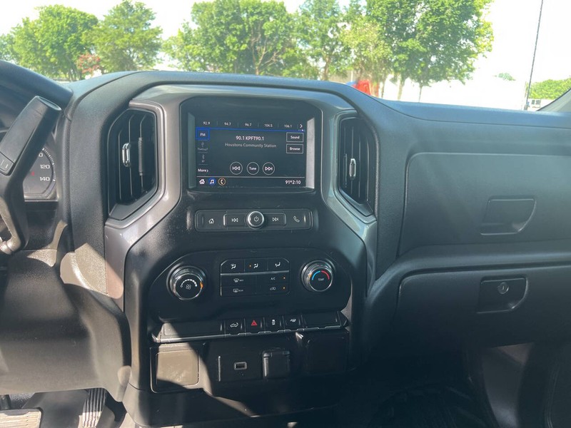 Chevrolet Silverado 1500 Vehicle Image 10