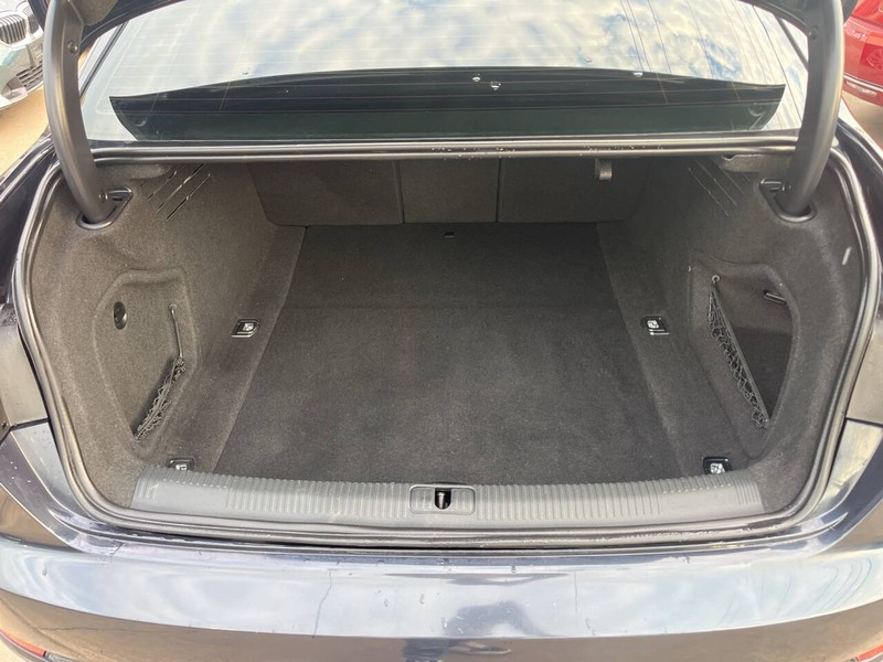 Audi A4 Vehicle Image 11