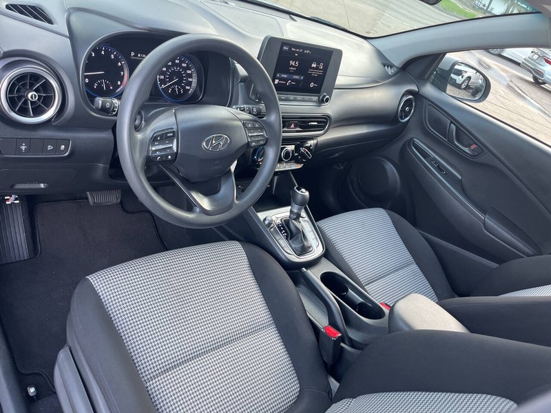 Hyundai Kona Vehicle Image 07