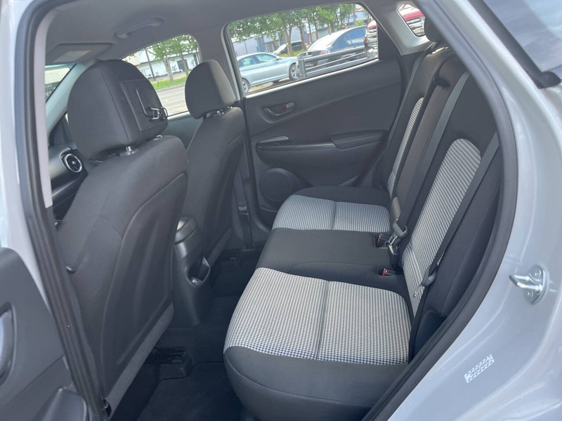 Hyundai Kona Vehicle Image 15