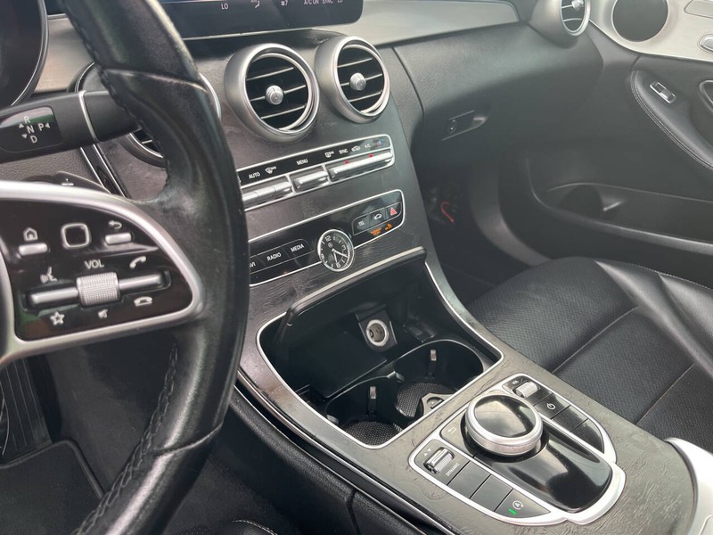 Mercedes-Benz C-Class Vehicle Image 13