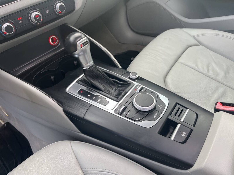 Audi A3 Vehicle Image 10