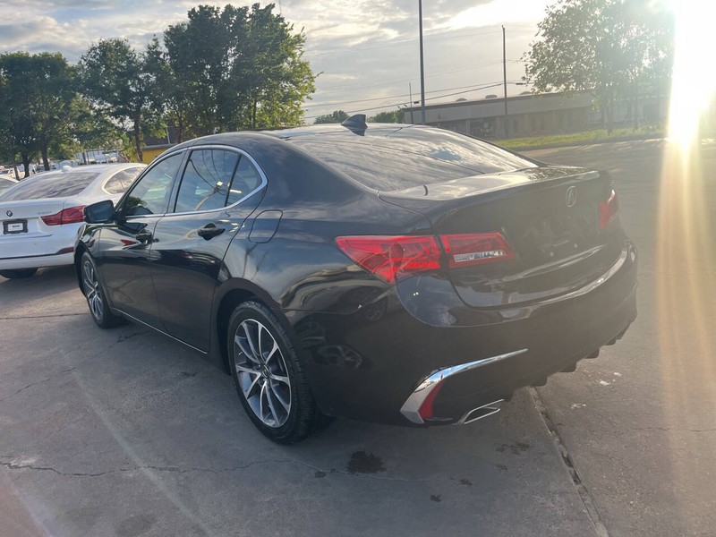 Acura TLX Vehicle Image 04