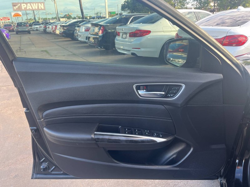 Acura TLX Vehicle Image 05
