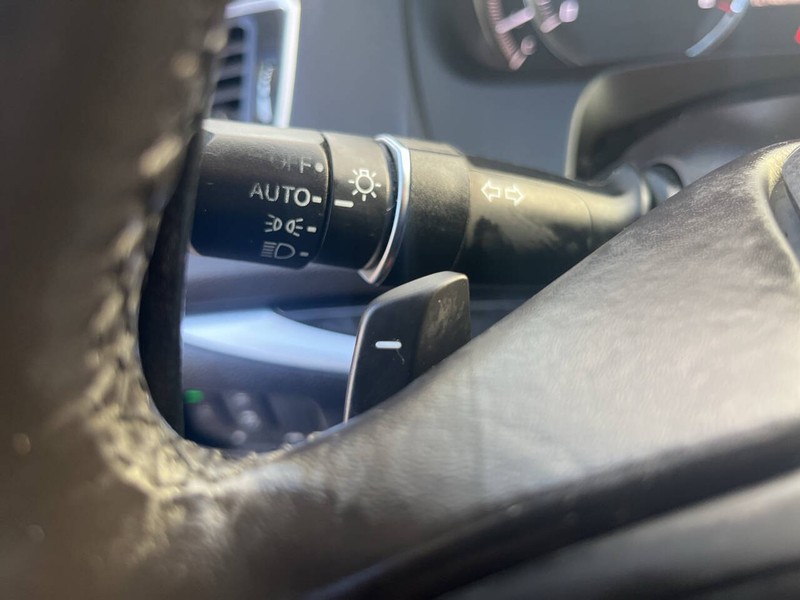 Acura TLX Vehicle Image 10
