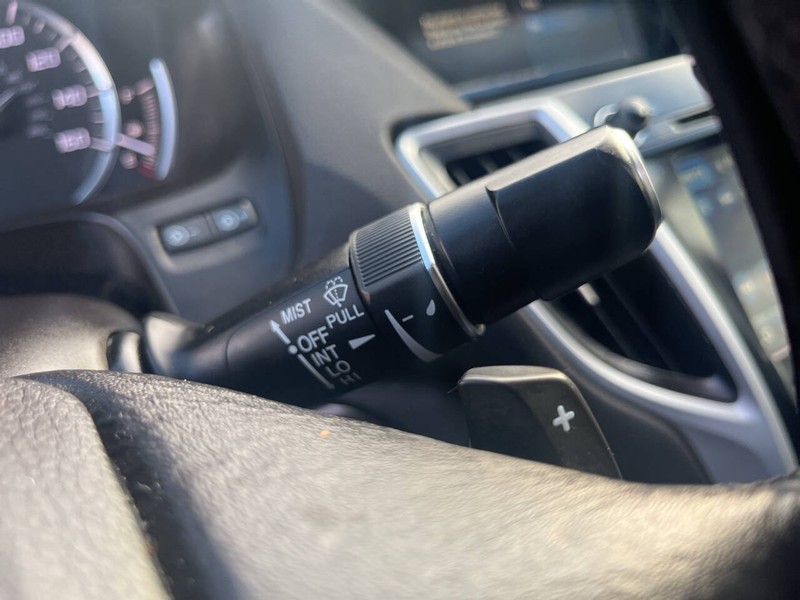 Acura TLX Vehicle Image 11