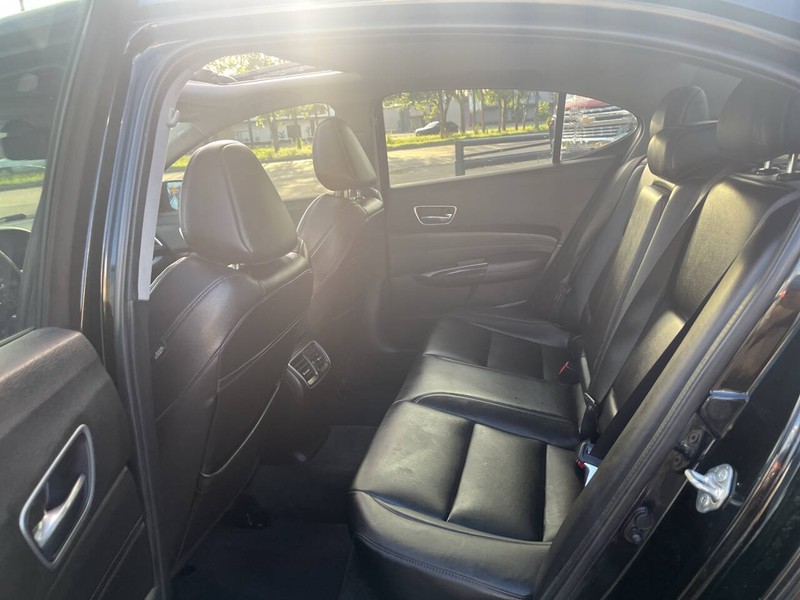 Acura TLX Vehicle Image 18