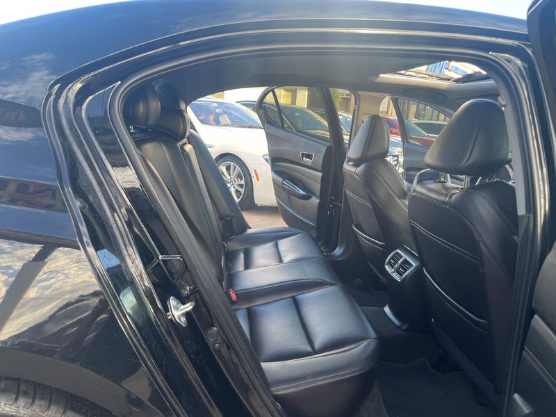 Acura TLX Vehicle Image 19