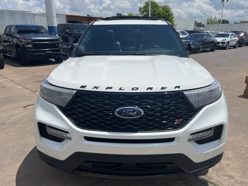 Ford Explorer Vehicle Image 02