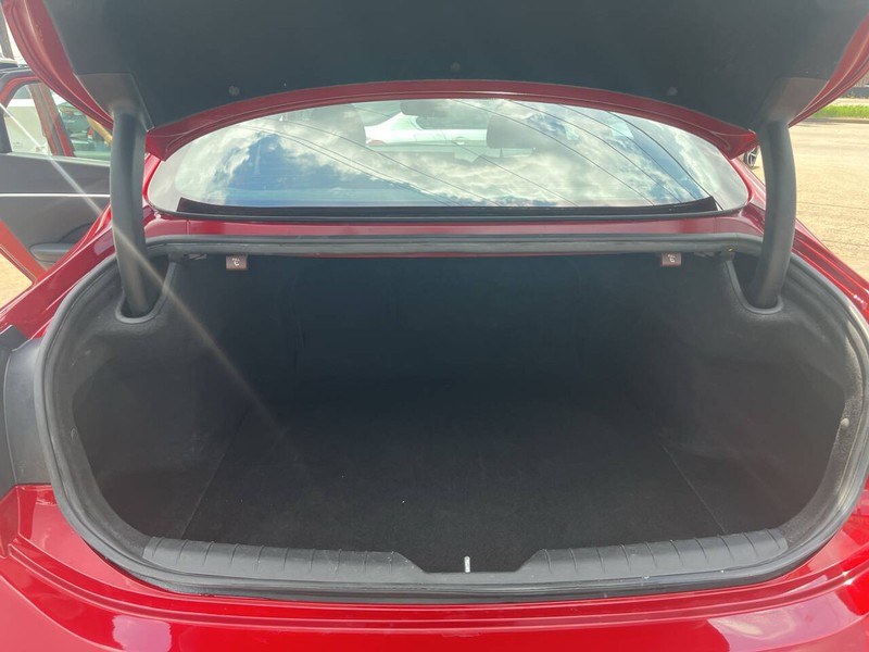 Hyundai Sonata Vehicle Image 18