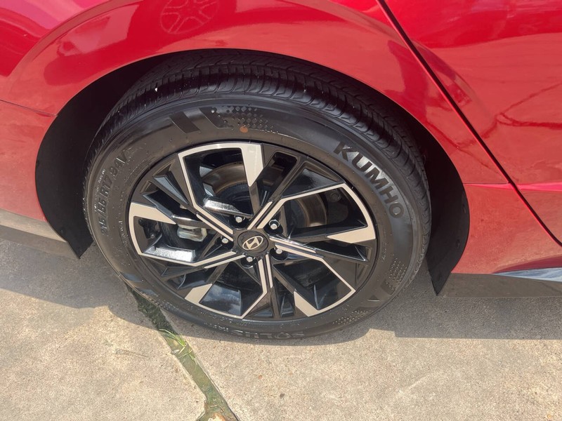 Hyundai Sonata Vehicle Image 21
