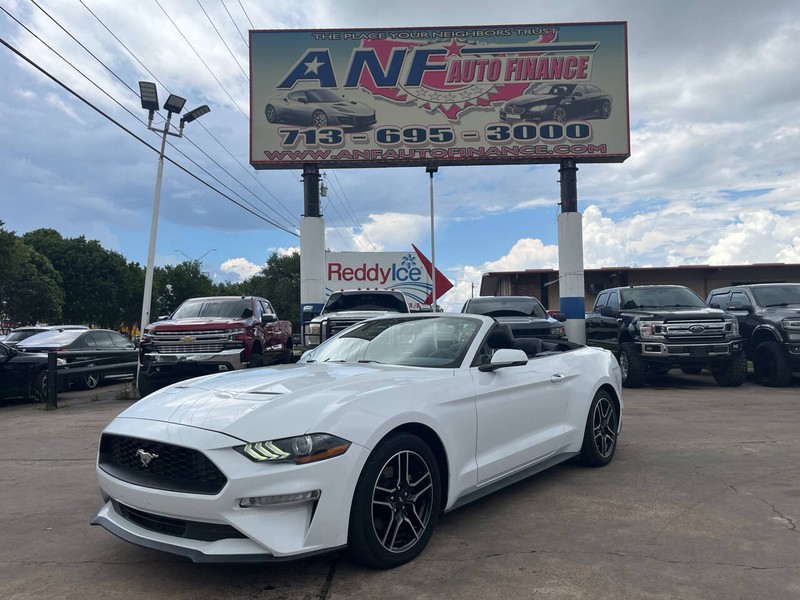 Ford Mustang Vehicle Image 18