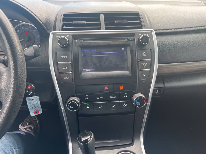 Toyota Camry Vehicle Image 07