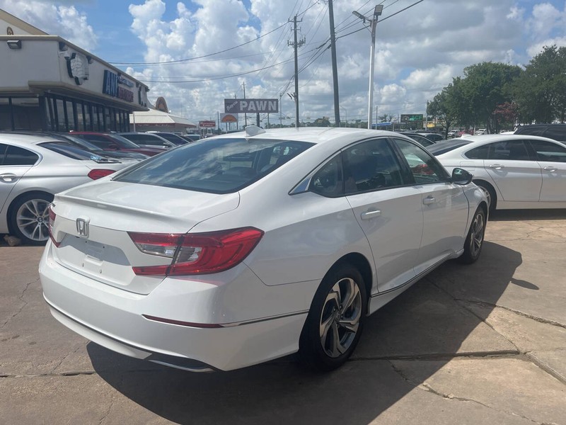 Honda Accord Sedan Vehicle Image 04
