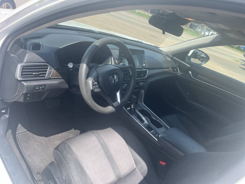 Honda Accord Sedan Vehicle Image 07