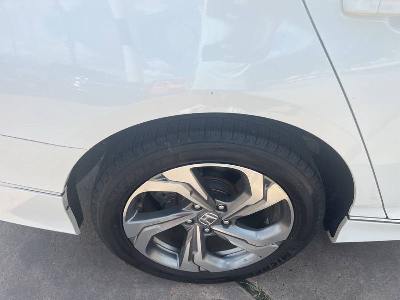 Honda Accord Sedan Vehicle Image 21