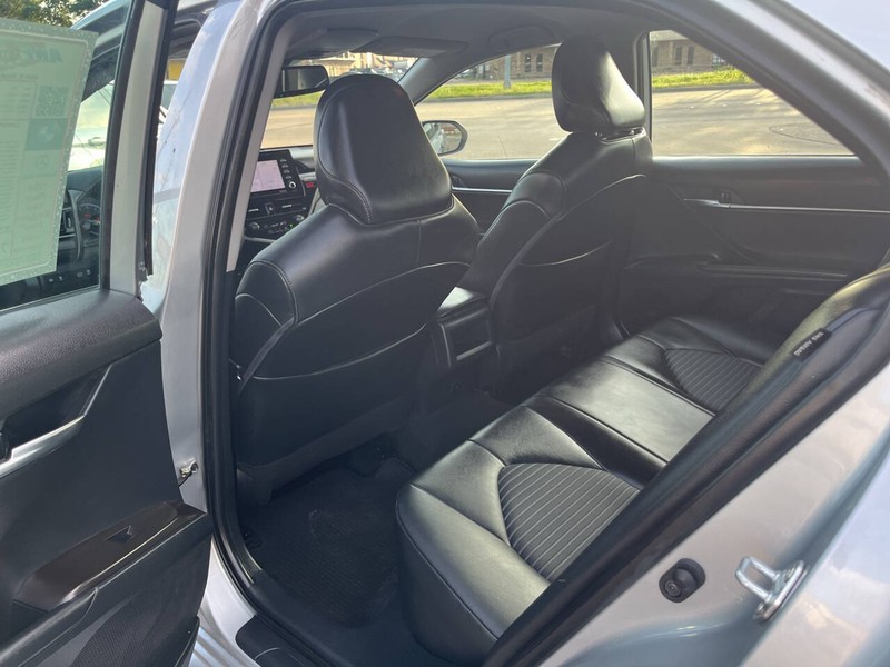 Toyota Camry Vehicle Image 15