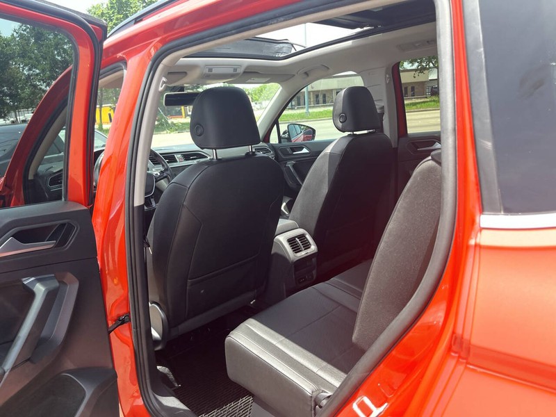 Volkswagen Tiguan Vehicle Image 13