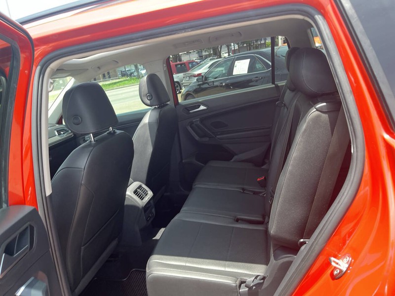 Volkswagen Tiguan Vehicle Image 14